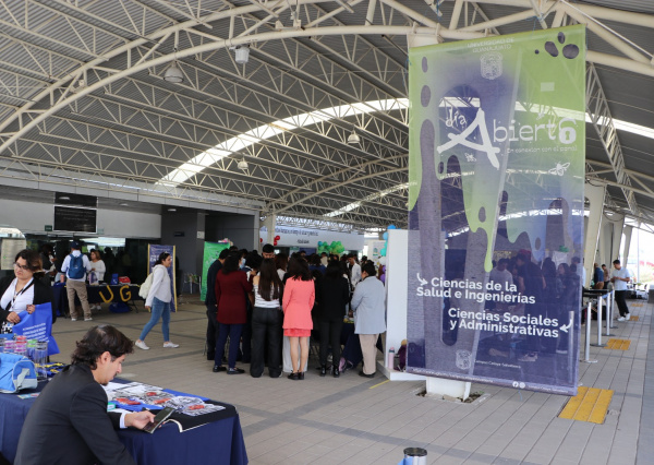 Día Abierto UG ofrece vinculación, ciencia y conocimiento 