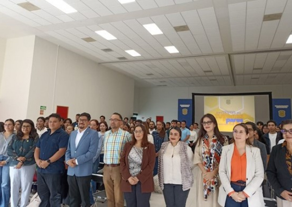 UG fortalece el acompañamiento estudiantil con el Primer Encuentro de Tutores Pares 2026