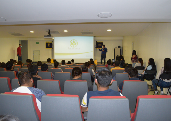 Colaboran especialistas en la Semana de Agronomía en la UG