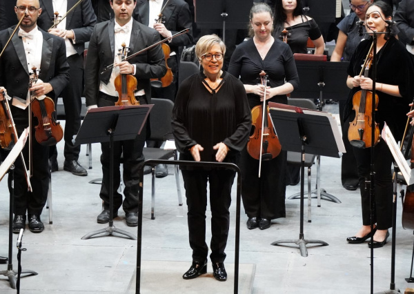 Con la dirección de Gabriela Díaz Alatriste y el violín de Ismael Estevané, revive OSUG obra dramática de Mozart y Grieg
