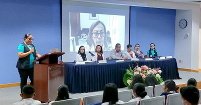 Reconocen buenas prácticas y divulgación científica de docente y estudiantes universitarias 