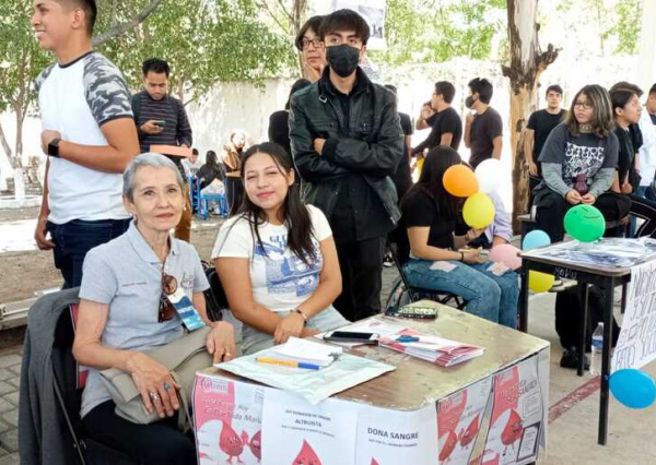 ENMS de Irapuato realiza la Feria Anual de Servicio Social 