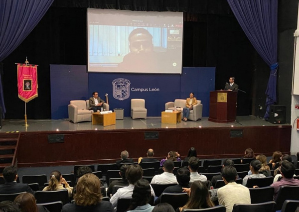 Comunidad estudiantil de la Licenciatura en Médico Cirujano UG estudia el modelo “One Health” de la OMS 