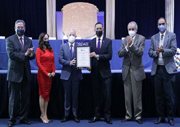 Campus León celebra 25 años de la Licenciatura en Nutrición 