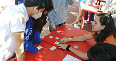 Realizan primera muestra profesiográfica impulsada por el programa “Abejas que Construyen” 