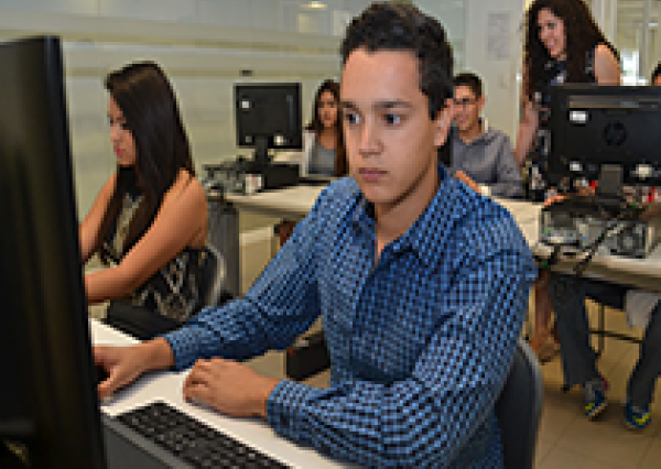 Campus León de la UG inició operaciones en el CIME  