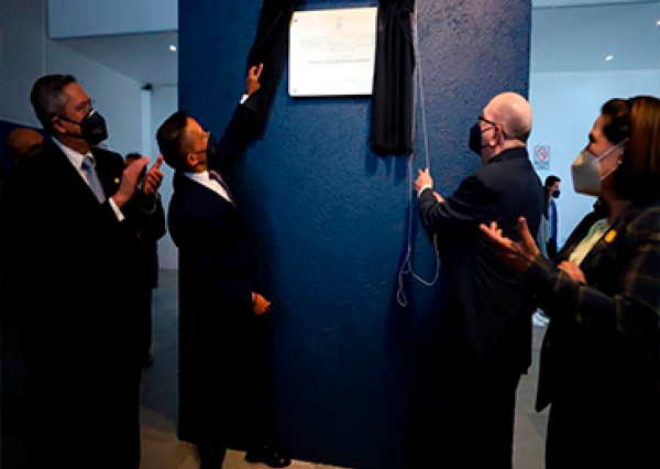 Homenajea UG al Dr. Luis Fernando Brehm Carstensen por una vida de entrega y de servicio a la cultura de México  