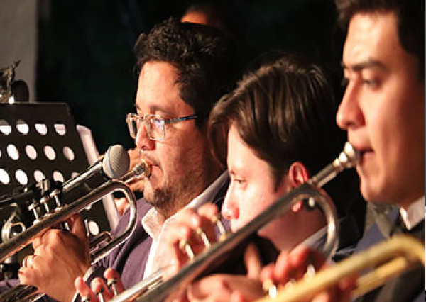 Engalana San Roque la Big Band de la Universidad de Guanajuato