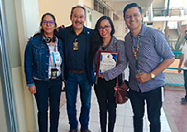 Reconocen a investigadora UG por su contribución al desarrollo de la Psicología