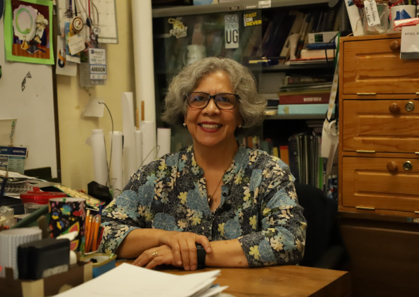 Profesora del CNMS gana el 1° lugar con su cuento “Un llanto en el espacio”