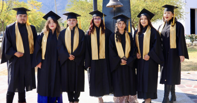 Egresa del CINUG la 5.ª generación de Ingenierías y reconocen su aprovechamiento académico