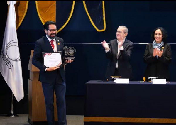 UG destaca a nivel nacional con la creación de una plataforma digital para evaluación docente