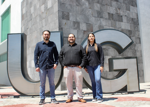 Investigadores UG desarrollan un fotodetector basado en fibra óptica y óxido de grafeno 