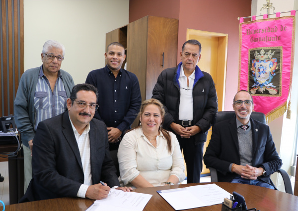 Universidad de la Guajira y CCS UG buscan doble titulación de sus programas educativos de Administración