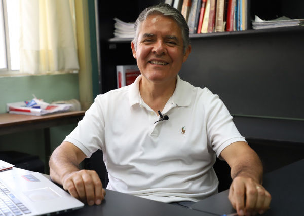 Investigador UG obtiene patente en EE.UU. y Japón con dispositivo para tratar incontinencia fecal en niños 