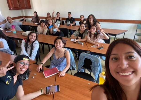 Conmemorará tres años el Grupo Organizado “Habla en Señas UG”