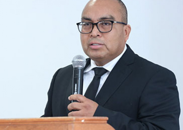 Nombran Director del CNMS al Dr. J. Merced Rizo Carmona