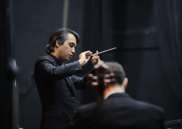  La OSUG rompe esquemas en el XIX Festival Internacional Callejón del Ruido