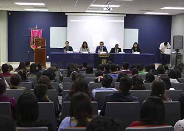 Reflexionan sobre la atención a grupos con discapacidad en Congreso sobre Terapia Física y Rehabilitación