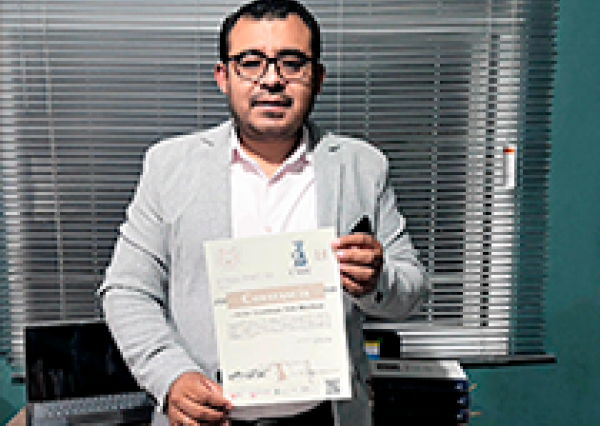 Reconocen proyecto de estudiante UG en Congreso Mesoamericano de investigación 