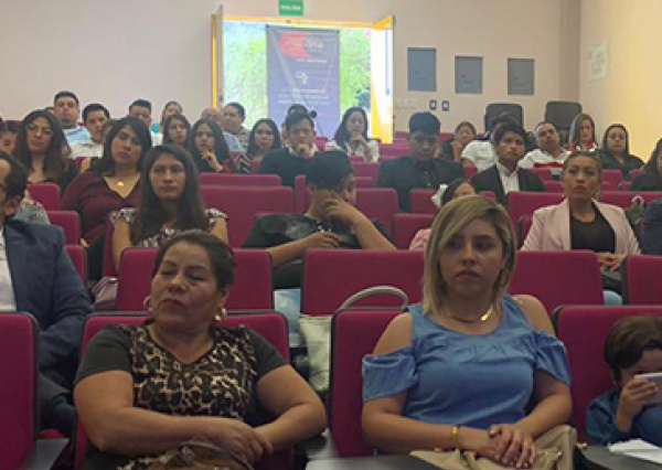 Capacita UG en gestión de proyectos a asociaciones civiles