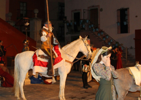 Con actividades artísticas y académicas, la UG está presente en la edición 48 del FIC 