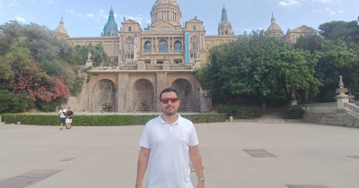 Alumno UG realiza estancia de investigación en España con científicos del grupo de ingeniería sísmica y dinámica estructural 