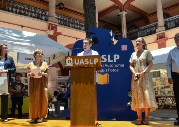 UG presente en la inauguración de la 48° Feria Nacional del Libro de la UASLP