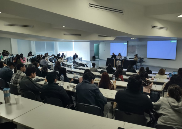 Impulsan en la UG la investigación en salud a través de un foro estudiantil 