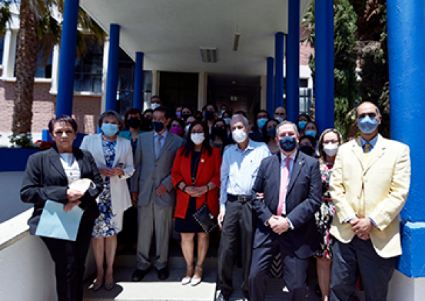 Homenajean al Dr. Juan Manuel Malacara Hernández con la nominación de un claustro académico en su honor