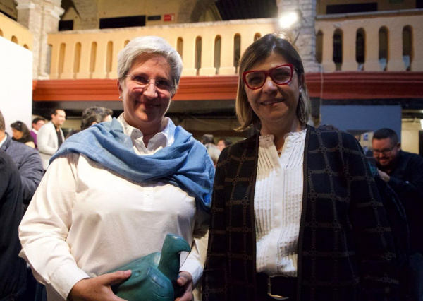 Periodismo, una misión que se realiza en comunidad: Rectora General de la UG