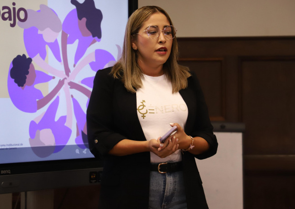 Colectivas feministas y asociaciones civiles participan en mesas de trabajo para la reforma al Protocolo y Reglamento de la UG en violencia de género