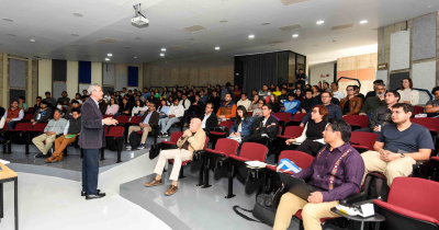 Campus León reflexiona sobre el desarrollo industrial y el talento local