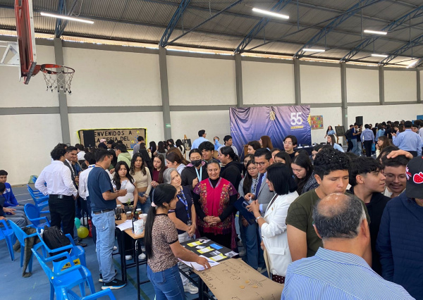 Realizan Feria de Servicio Social, “Abejas por la Comunidad”, en la ENMS Salvatierra