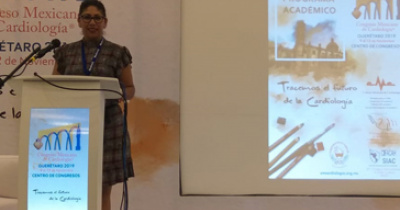 Profesora de la UG recibe premio de la Sociedad Mexicana de Cardiología 