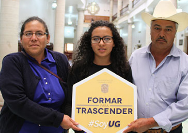 Refrenda UG su compromiso social a través del Programa de Equidad Regional