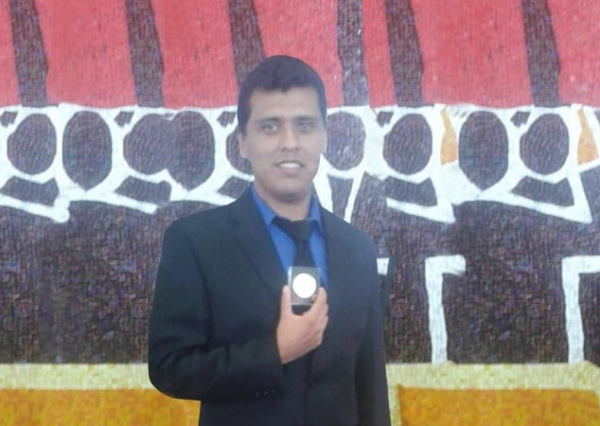 Uriel Calderón Uribe, primer yurirense que obtiene grado de doctor en Ciencias de la Ingeniería por la UG 