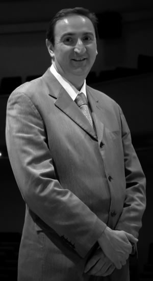 reconstruye-catedratico-universitario-obras-inconclusas-de-Antonio-Vivaldi