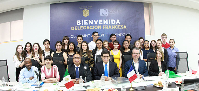ug-recibe-a-delegacin-francesa-del-liceo-saint-joseph-de-vendome-ugto-