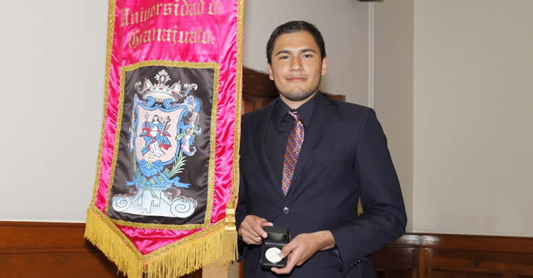 estudiante-de-la-ug-crea-filtro-solar-para-el-tratamiento-de-la-rosacea