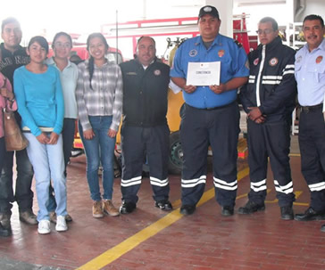 alumnos-ug-se-capacitan-con-bomberos-universidad-guanajuato-ug-ugto-