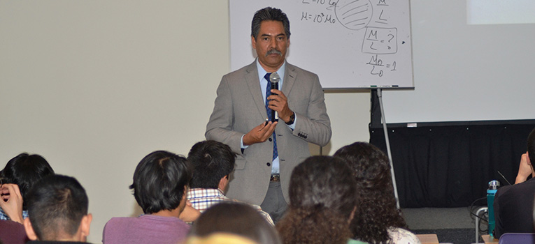 mexicopas-2017-mauro-napsuciale-universidad-guanajuato-ug-ugto