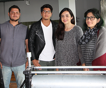 estudiantes-artes-visuales-bienal-estampa-america-latina-caribe-ug-ugto-