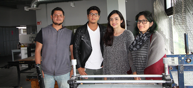 estudiantes-artes-visuales-bienal-estampa-america-latina-caribe-ug-ugto