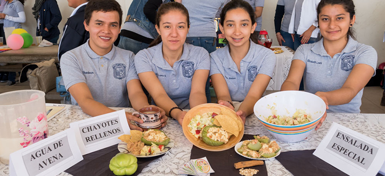 feria-platillos-saludables-universidad-guanajuato-ug-ugto