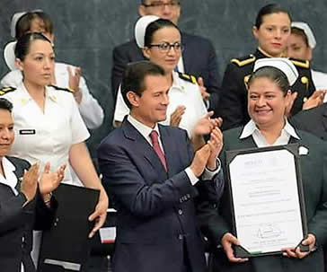 profesora-ug-recibe-reconocimiento-nacional-ugto-