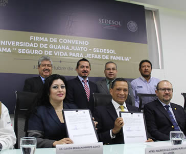 aseguran-a-jefas-de-familia-de-ug-a-traves-de-sedesol-ug-ugto-