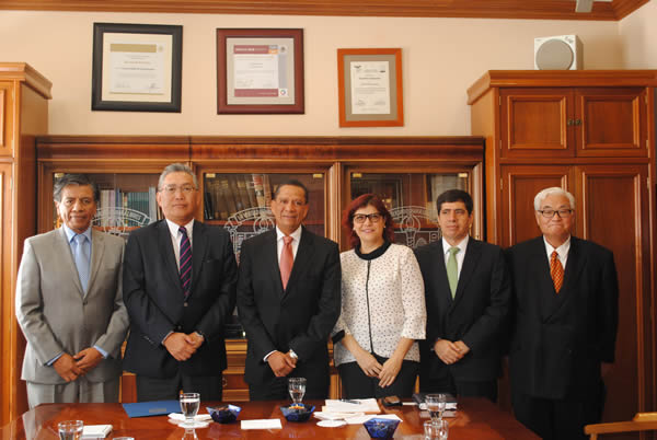 fortalece-ug-mazda-y-universidad-de-hiroshima-relacioes