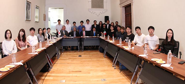 bienvenida-japoneses-ug-ugto