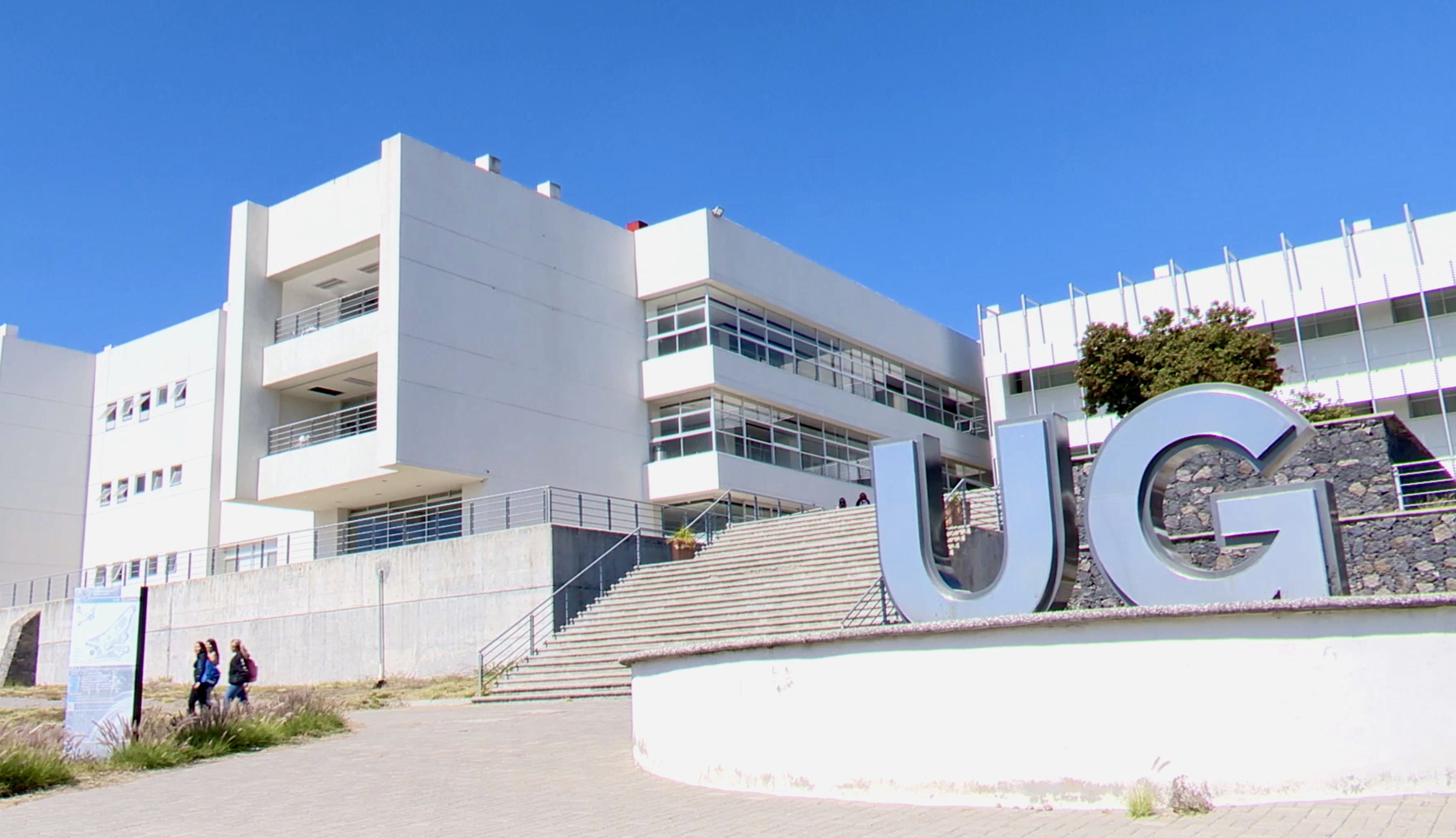 ug cis 003 reconocimiento internacional